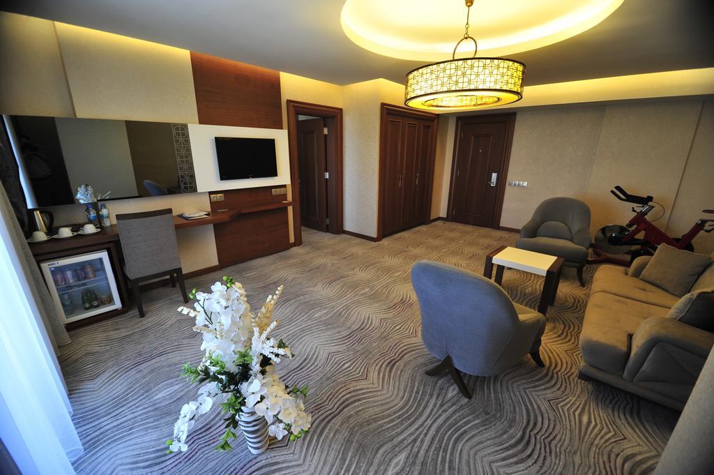Grand Cenas Hotel Agrı Habitación foto