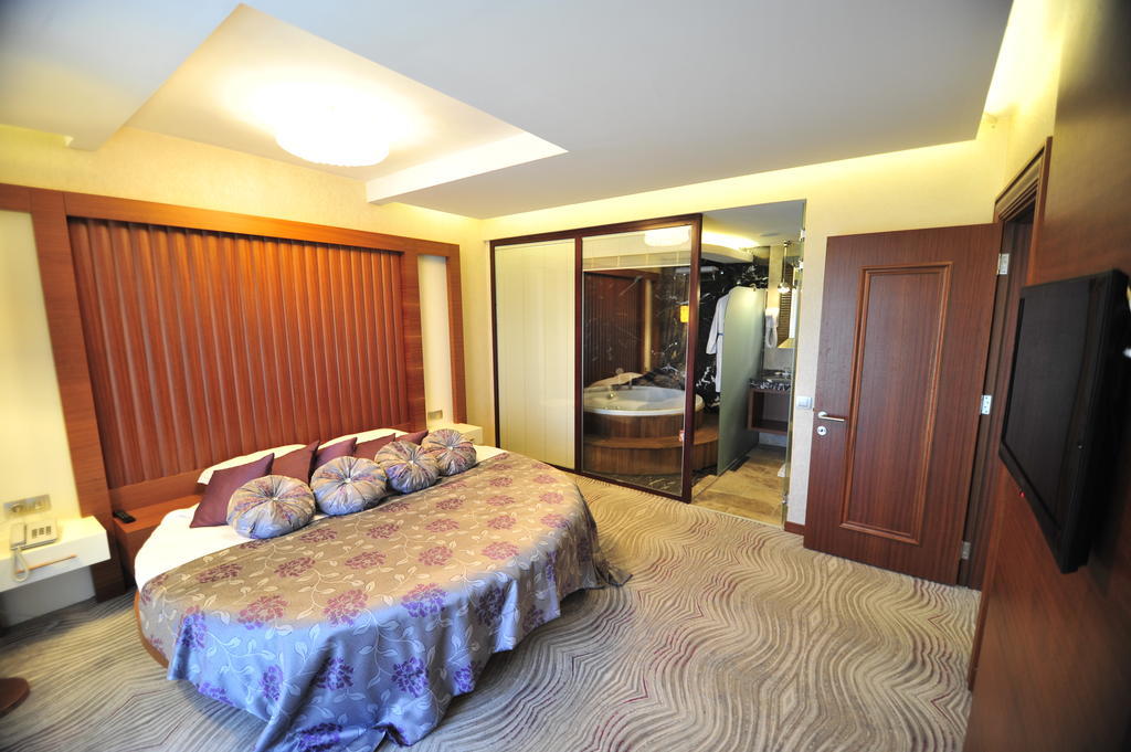 Grand Cenas Hotel Agrı Habitación foto