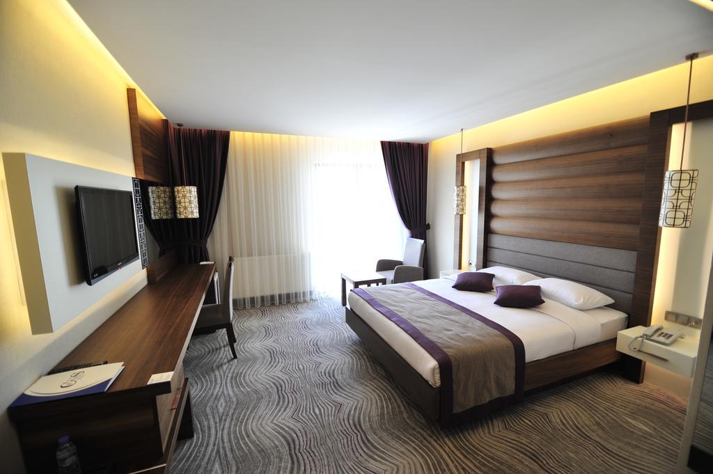 Grand Cenas Hotel Agrı Habitación foto
